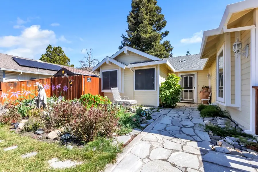 2827 Leslie Lane, West Sacramento, CA 95691 - #2