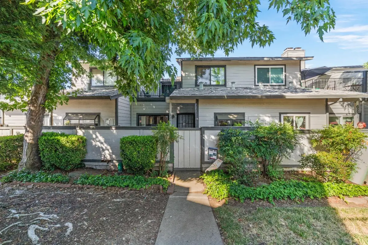 6233 Oak Valley Lane, Citrus Heights, CA 95621 - #1