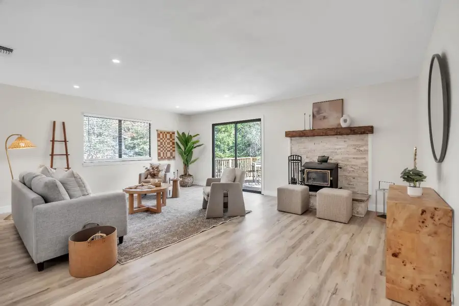 3569 Cambridge Road, Cameron Park, CA 95682 - #2