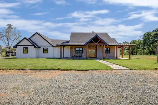 6217 Sandstone Lane, Browns Valley, CA 95918