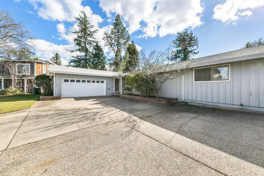 4232 De Ville Court, Sacramento, CA 95821 - #2