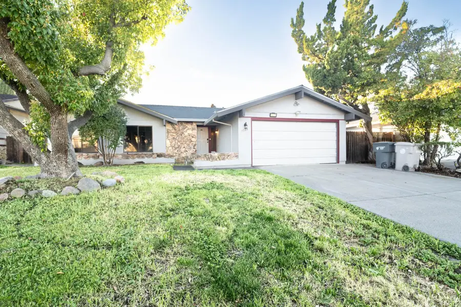 7388 Mandy Drive, Sacramento, CA 95823 - #2