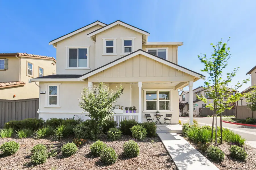 2011 Grady Circle, Woodland, CA 95776 - #2