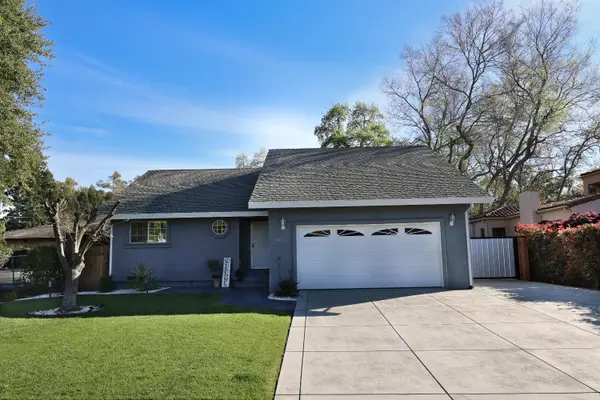 3414 Club Ln, Sacramento, CA 95821