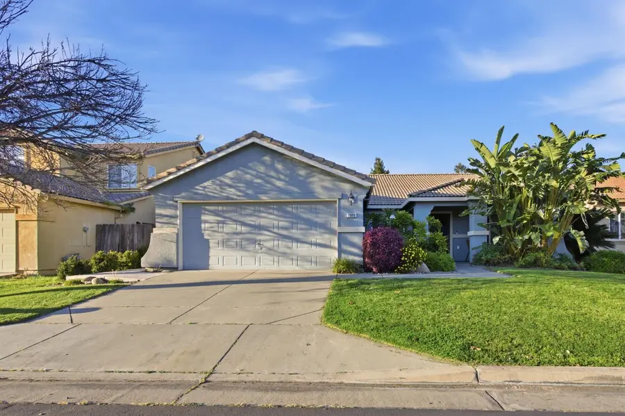 2089 Patriotic Dr, Atwater, CA 95301 - #2