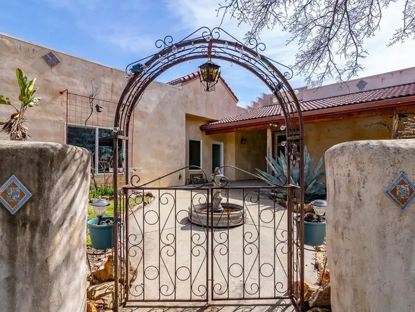 9883 Hernandez Drive, La Grange, CA 95329