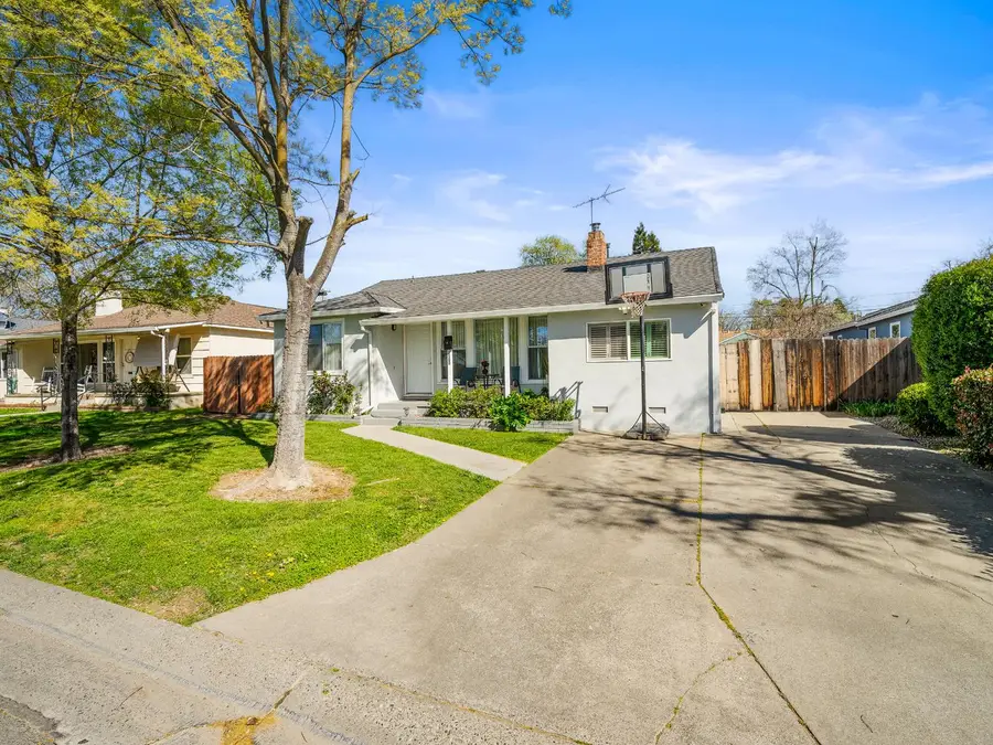 2580 Roslyn Way, Sacramento, CA 95821 - #2