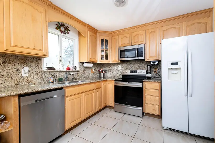 6876 Speckle Way, Sacramento, CA 95842 - #3