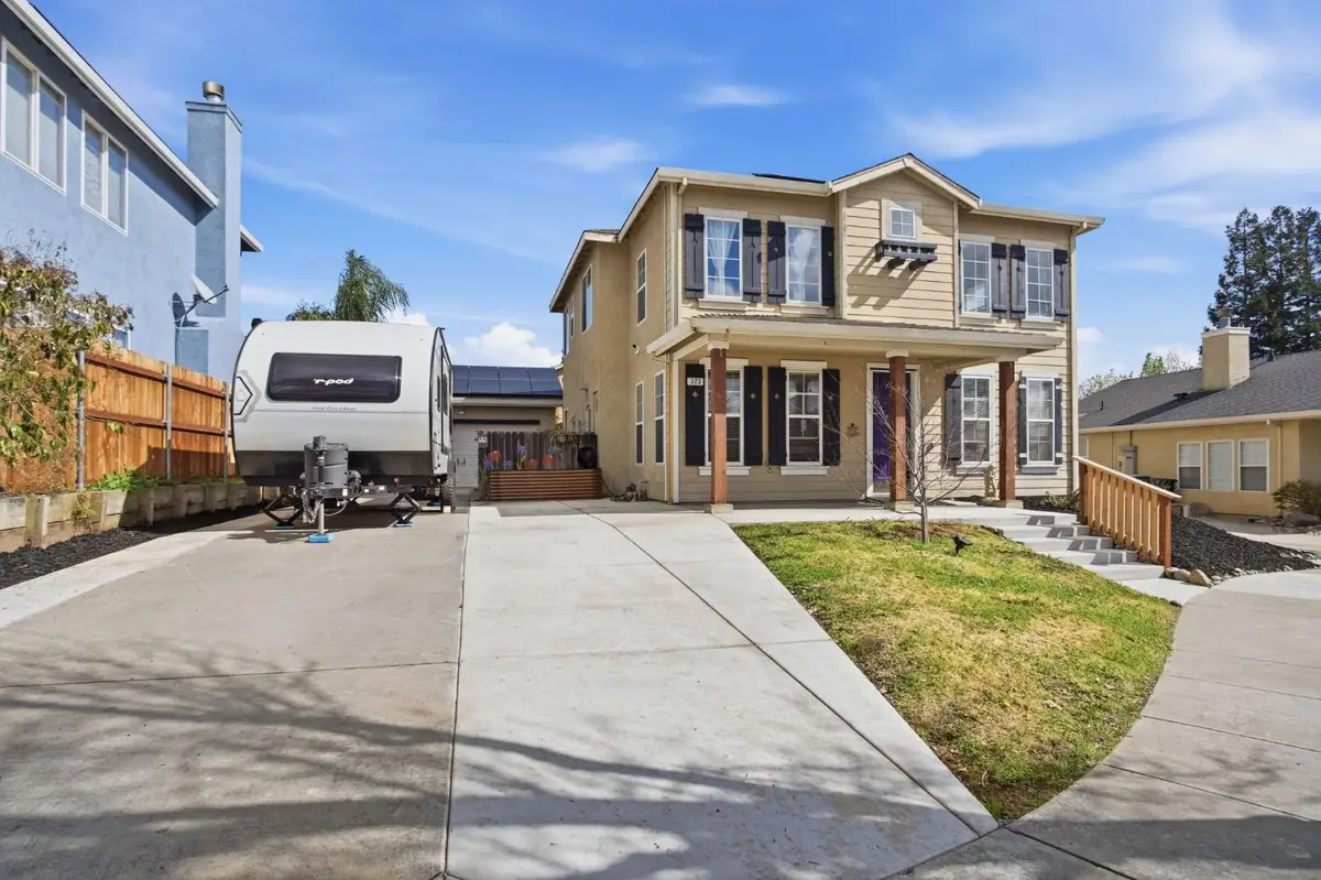 323 Nutcrest Court, Oakdale, CA 95361 - #1