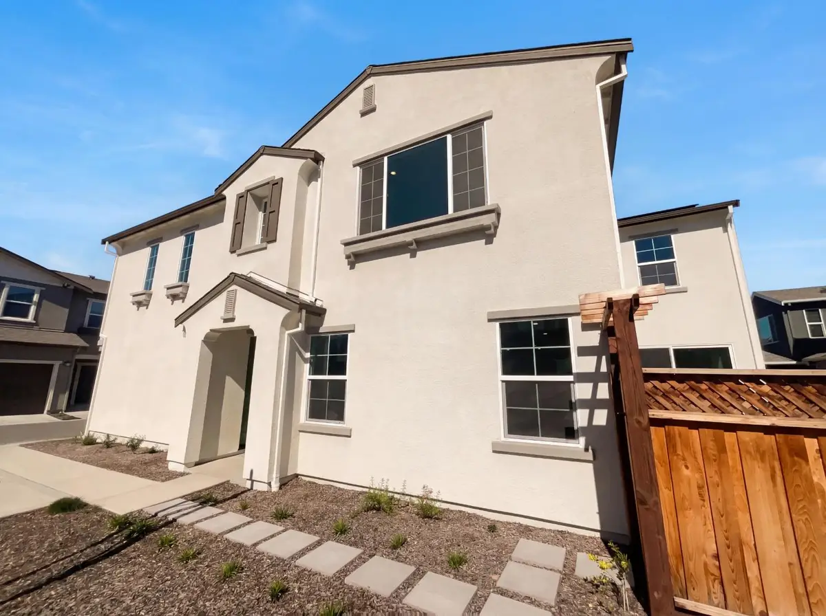 408 N Palm Springs Way, Tracy, CA 95391 - #1