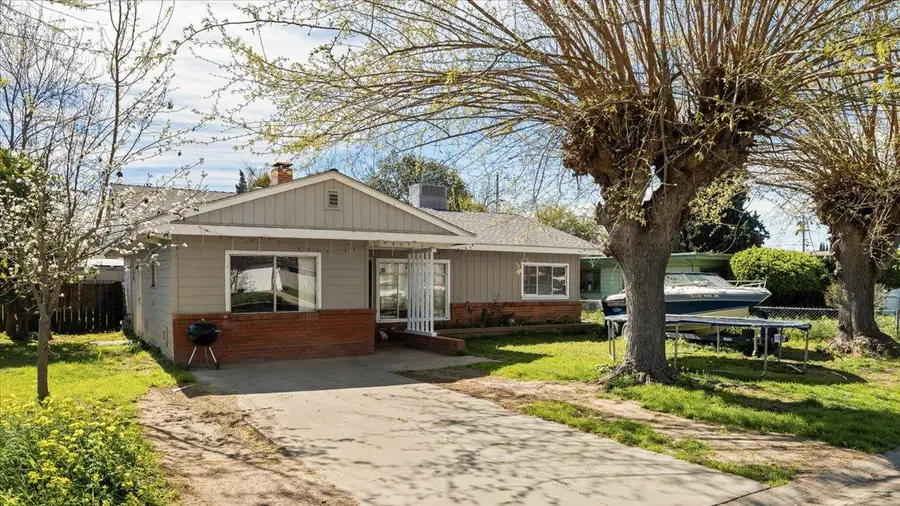 1546 Bedford Avenue, Modesto, CA 95351 - #2