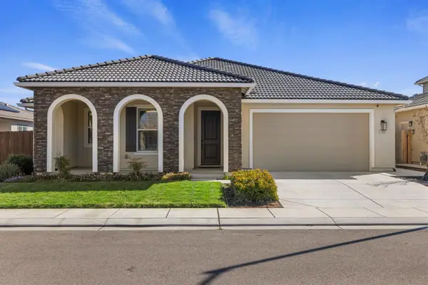 1894 Trulyn Avenue, Manteca, CA 95337