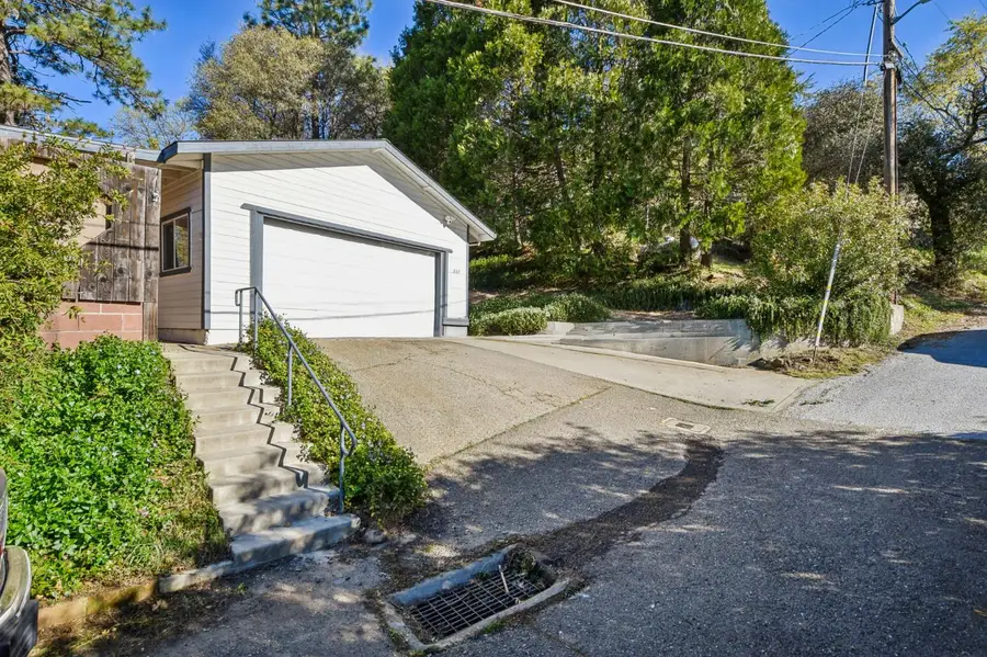837 Hillcrest Street, Placerville, CA 95667 - #2