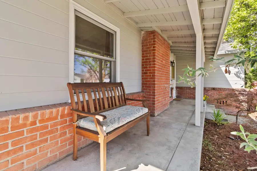 1126 Sherburn Avenue, Sacramento, CA 95822 - #2