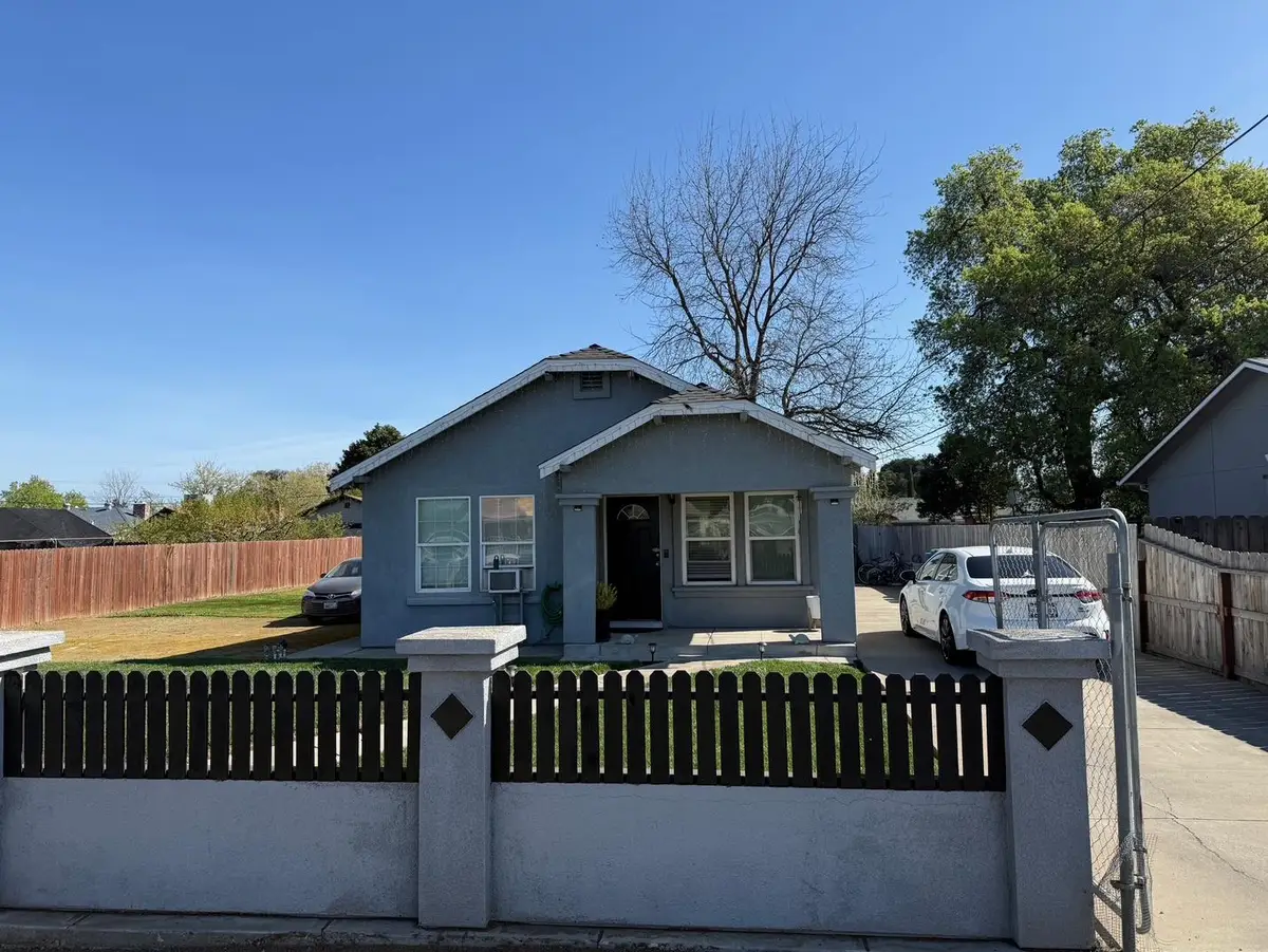 516 S Carroll Avenue, Stockton, CA 95215 - #1