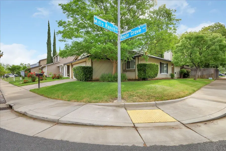 10570 Apple Grove Way, Rancho Cordova, CA 95670 - #2