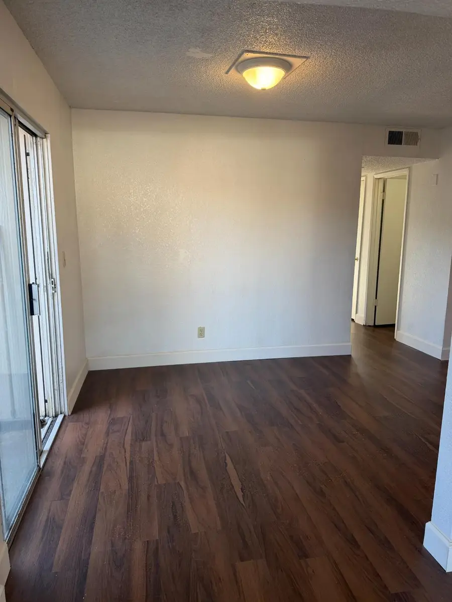 42 Martinique Court, Stockton, CA 95210 - #3