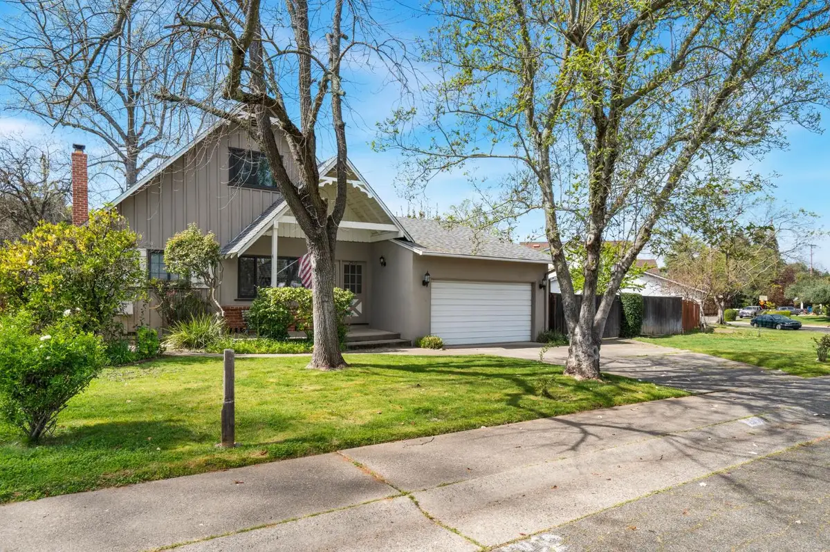 2517 El Vita Way, Carmichael, CA 95608 - #1