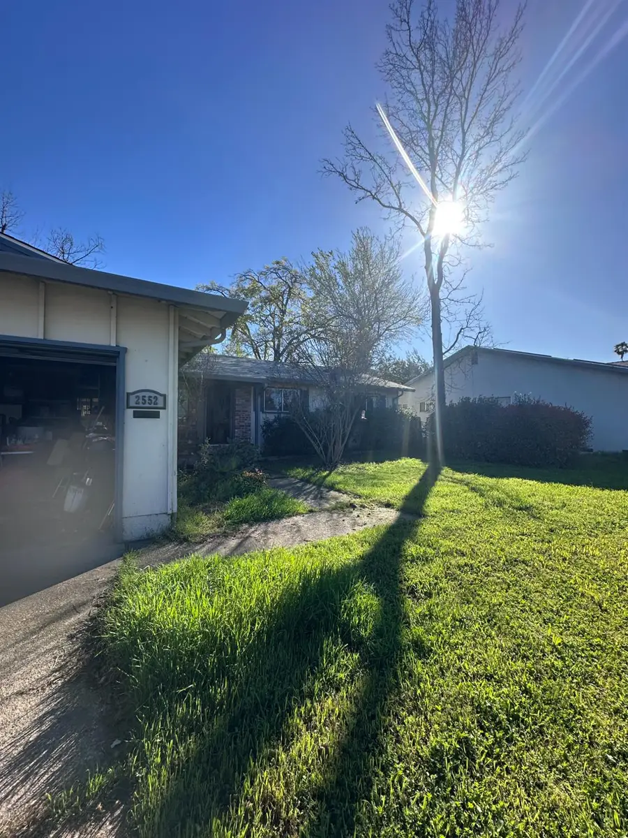 2552 Tamarisk Avenue, Stockton, CA 95207 - #3