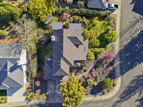 10010 Snowy Owl Way, Auburn, CA 95603