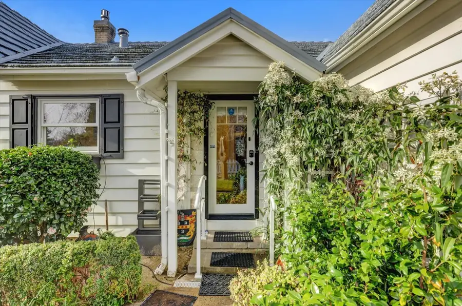 611 W Broad, Nevada City, CA 95959 - #2