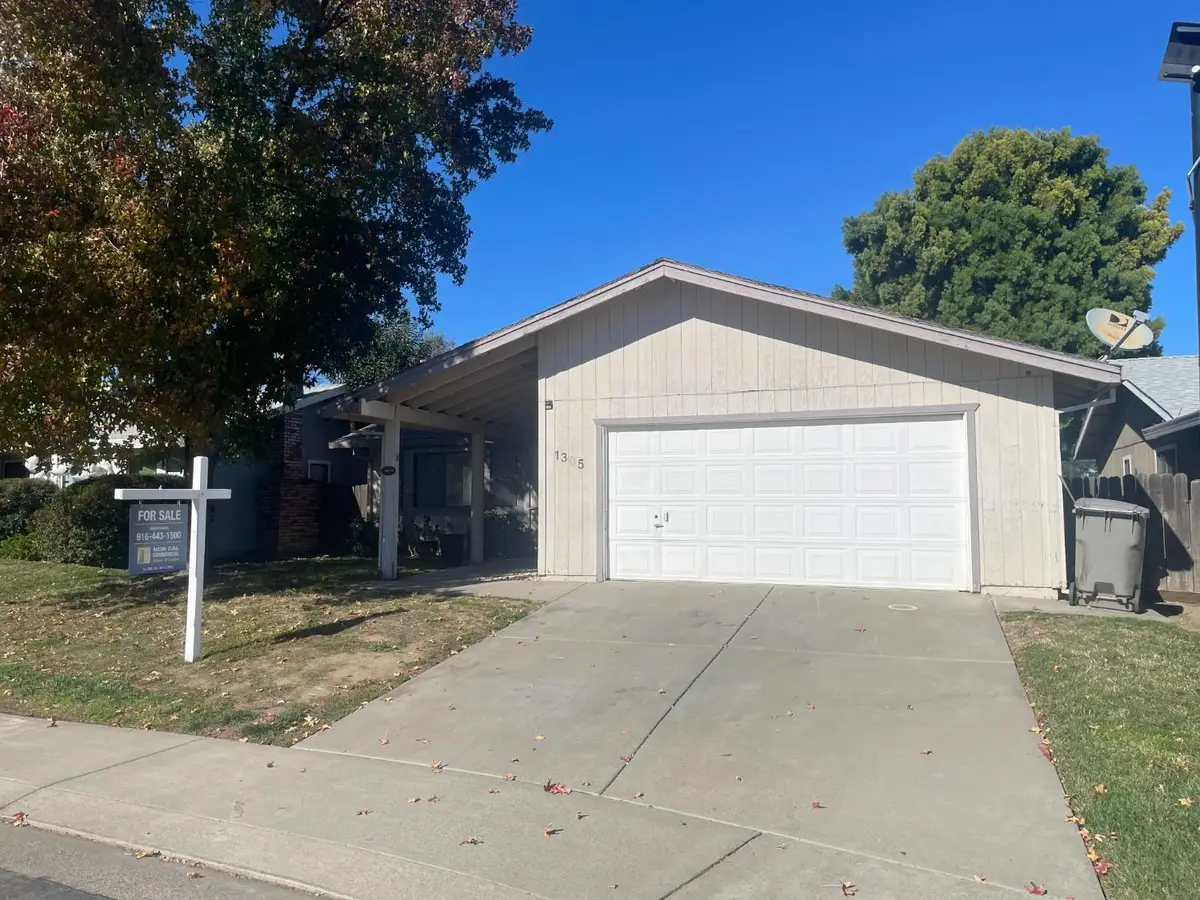 1305 Adams Court, Woodland, CA 95776 - #1