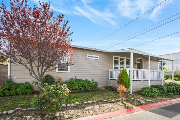 31 Village Green Drive, Sacramento, CA 95838