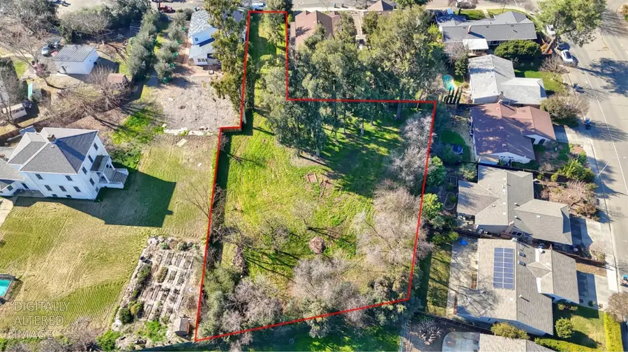 1136 Los Robles Street, Davis, CA 95618 - #2