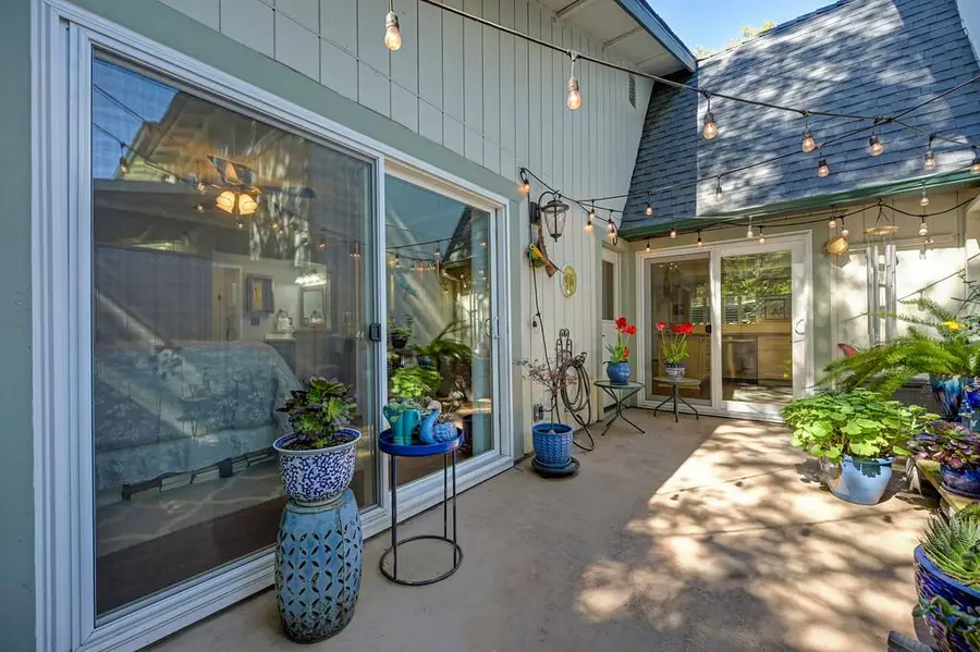 415 Sutton Place, Auburn, CA 95603 - #2