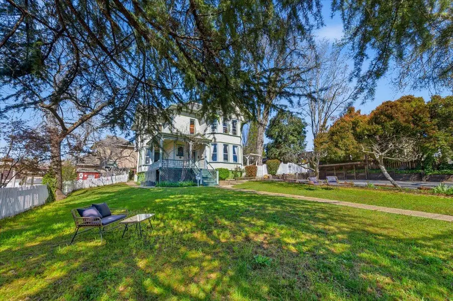 220 Colfax Avenue, Grass Valley, CA 95945 - #3