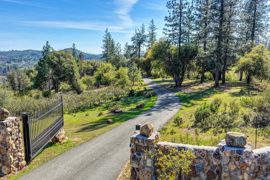 19736 Jesus Maria, Mokelumne Hill, CA 95245 - #2