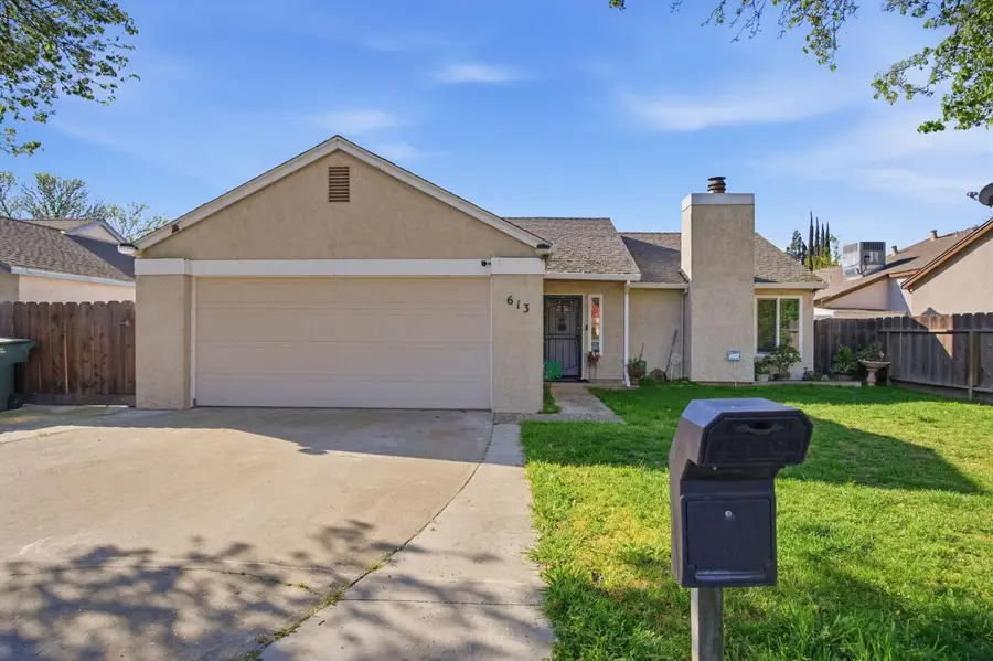 613 Laurel Avenue, Modesto, CA 95351 - #2