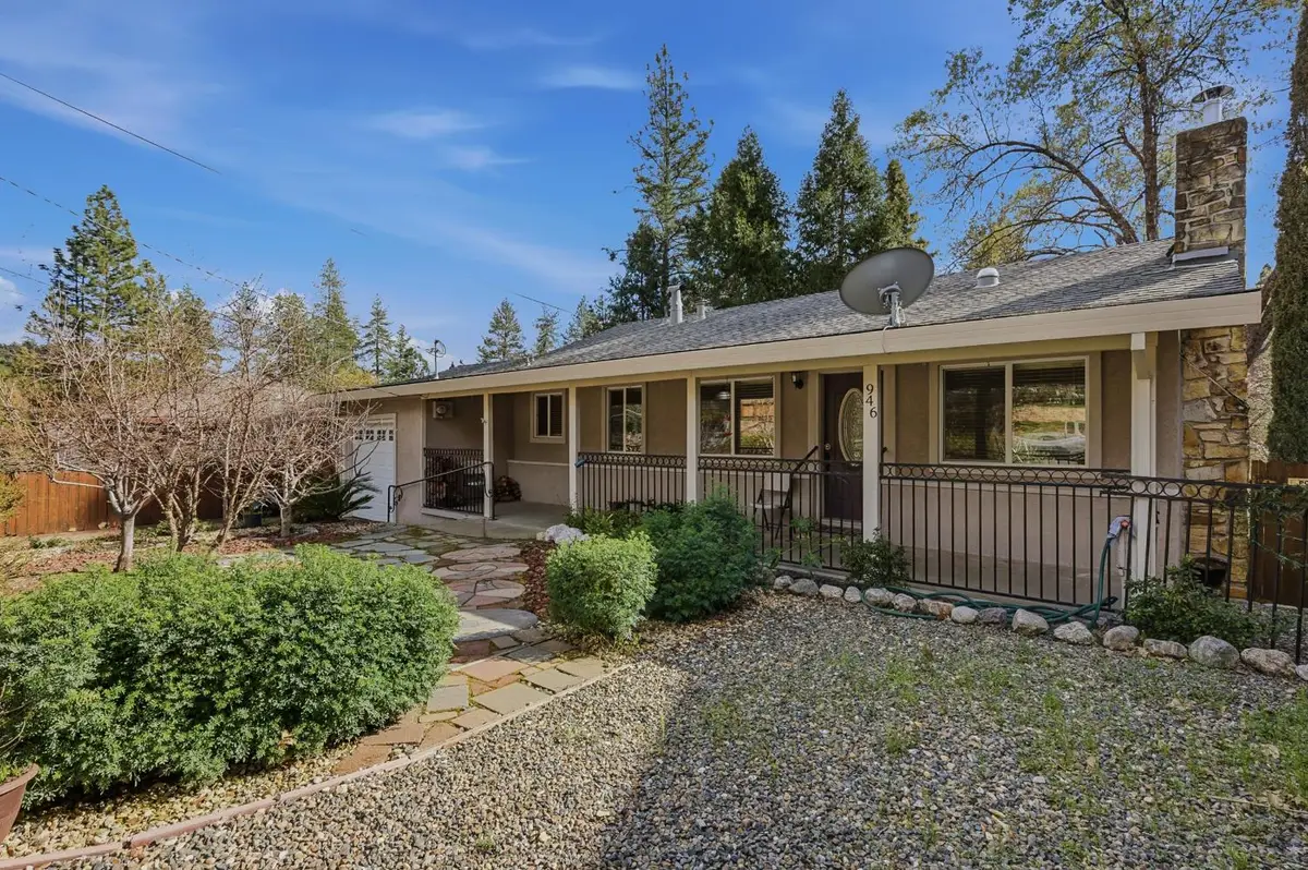 946 Bartlett Avenue, Placerville, CA 95667 - #1