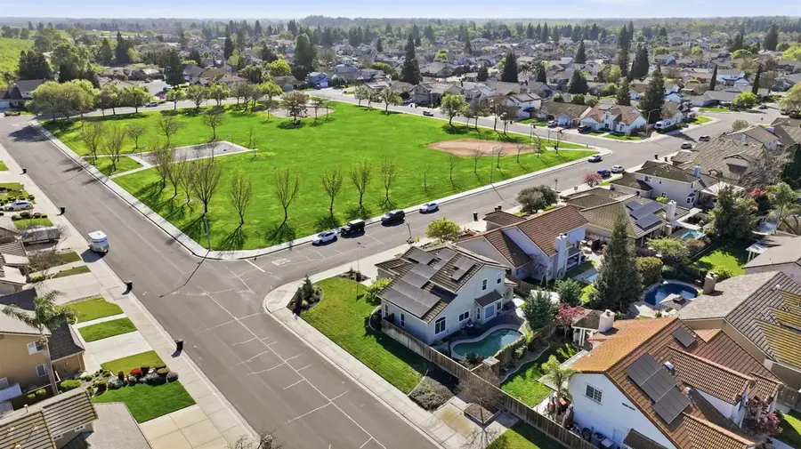 1181 Azalea Street, Ripon, CA 95366 - #2