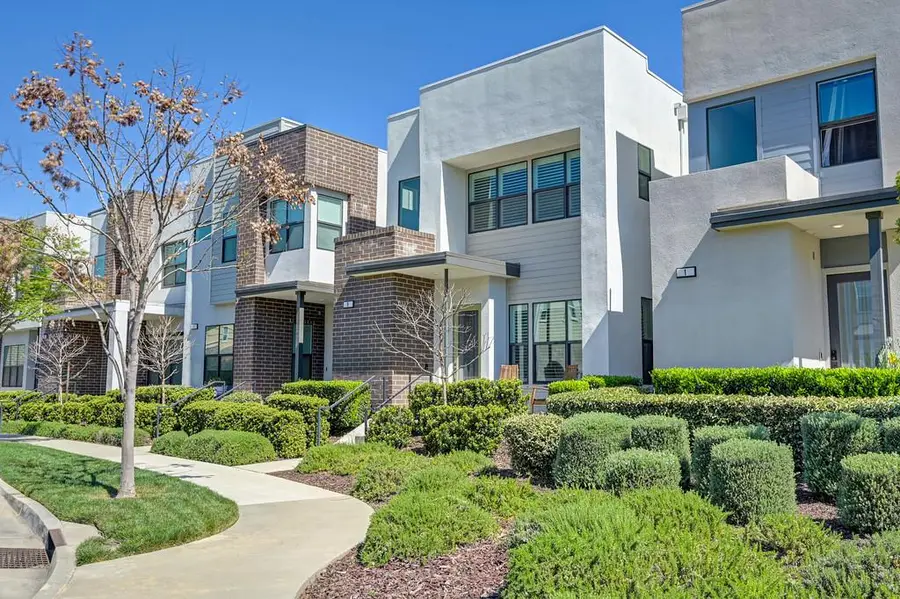 9 Fischbacher Street, Sacramento, CA 95816 - #2