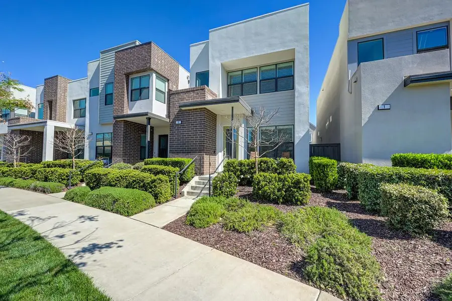 9 Fischbacher Street, Sacramento, CA 95816 - #3