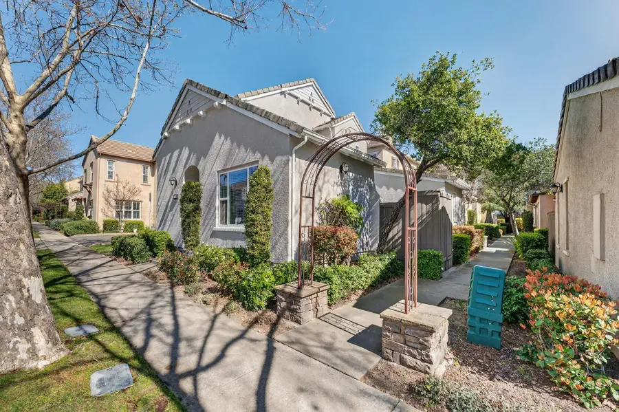 7 Villa Gardens Court #7, Roseville, CA 95678 - #2