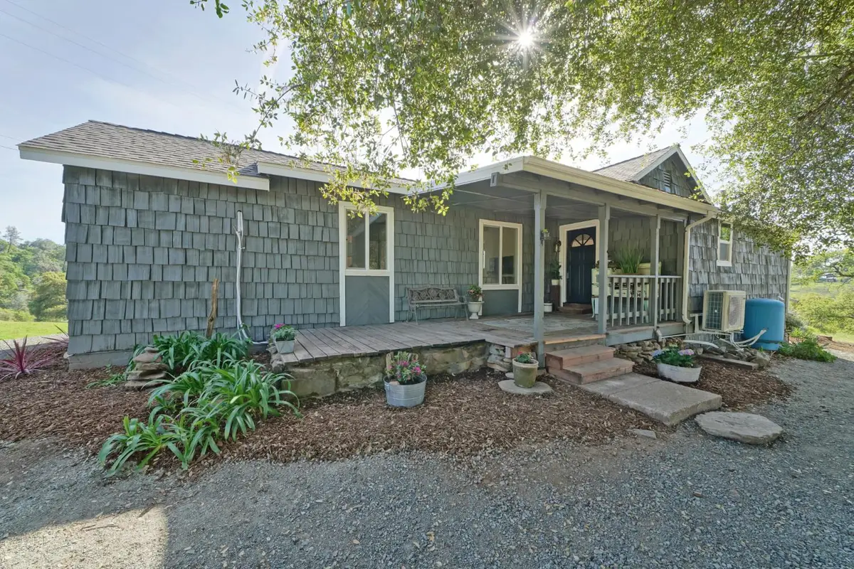 7045 Mount Vernon Road, Auburn, CA 95603 - #1