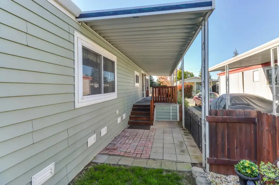 6218 Stagecoach Dr, Sacramento, CA 95842 - #3