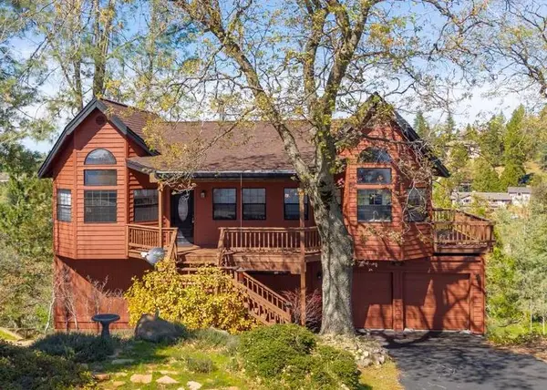 1016 Sandalwood Drive, Murphys, CA 95247