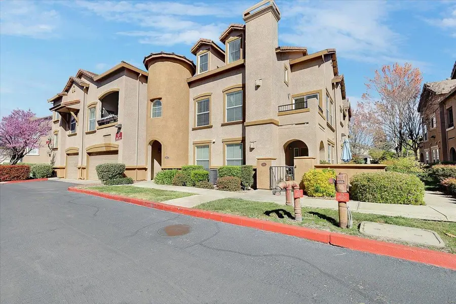 5350 Dunlay Drive #817, Sacramento, CA 95835 - #2