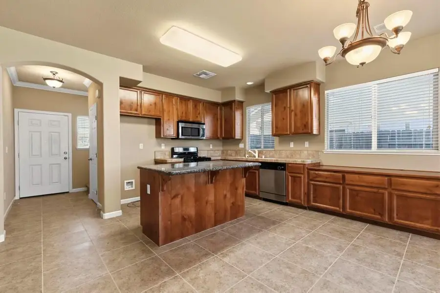 5621 Seedling Way, Marysville, CA 95901 - #2