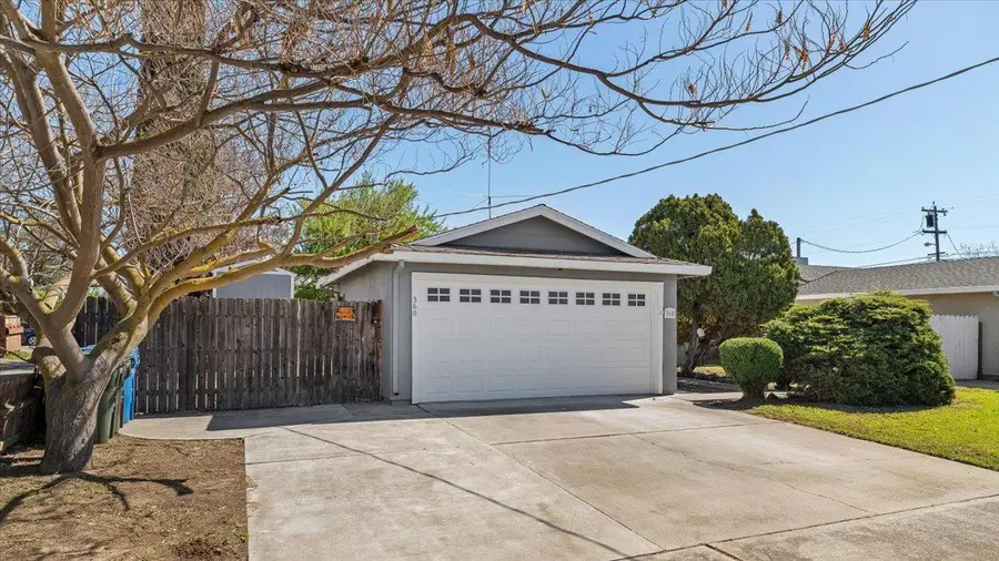 360 Park Avenue, Manteca, CA 95337 - #3