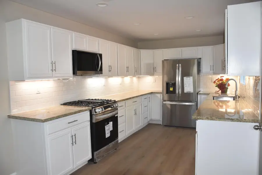 8948 Rosewood Drive, Sacramento, CA 95826 - #2