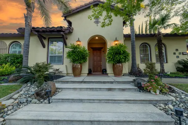 3750 Clubside Lane, Sacramento, CA 95835