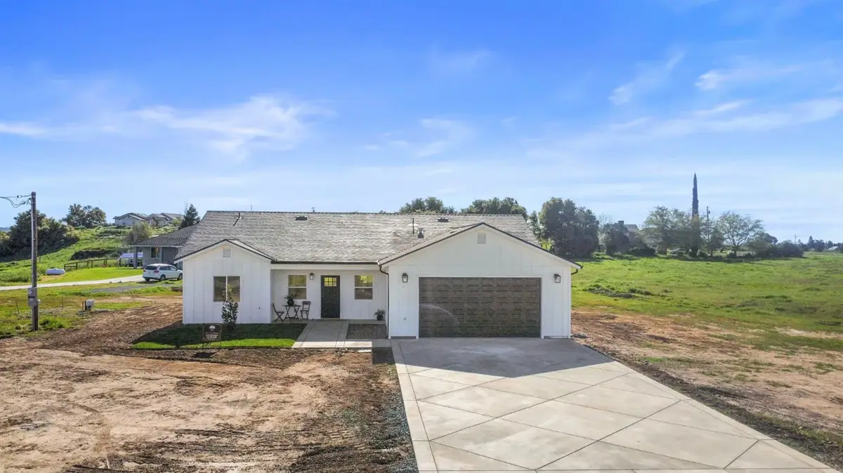 1986 Village Drive, Ione, CA 95640 - #1