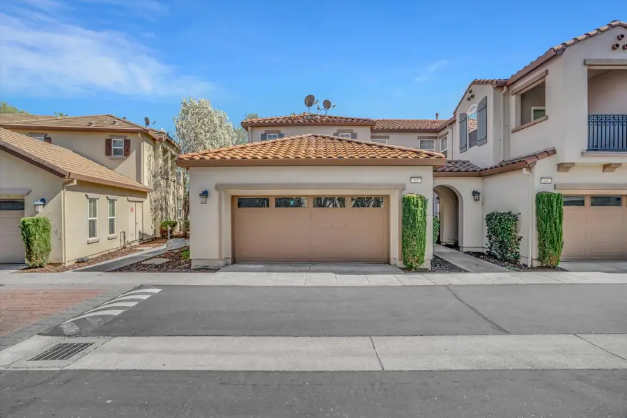 62 S Rio Rapido Drive, Tracy, CA 95391 - #2