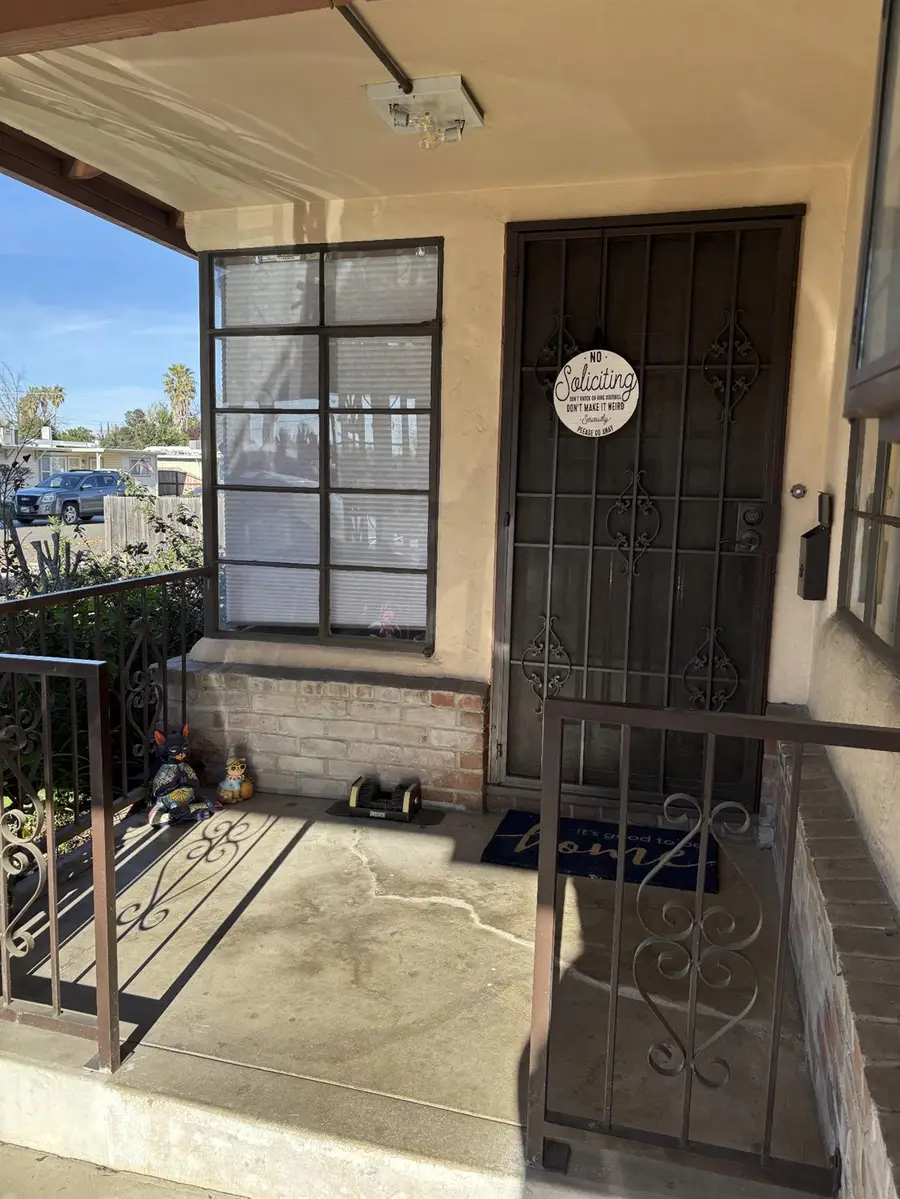 2074 W Monterey Avenue, Stockton, CA 95204 - #3