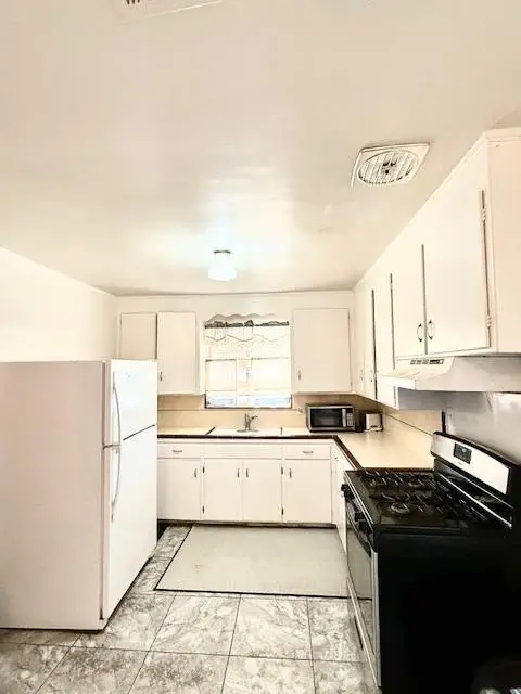 241 Martha Street, Manteca, CA 95337 - #3