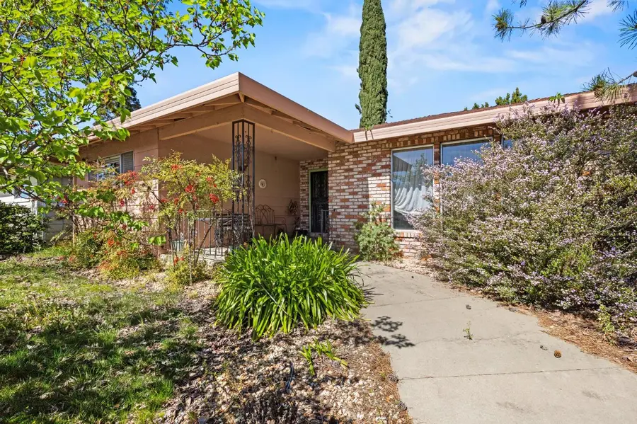 1581 Valley View Drive, Yuba City, CA 95993 - #3